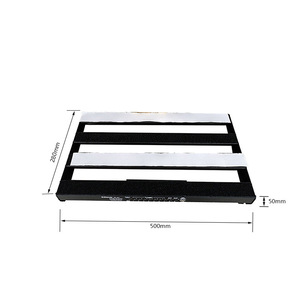 Pedalera de Efectos Doble de Alta Calidad para Venta al por Mayor, Soporte Duradero de Aleación de Aluminio con Adaptador de Corriente - Product Image 5