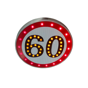 لافتة مرور تعمل بالطاقة الشمسية بطول 450 مم و600 مم و800 مم مع 93 مصباح LED ولوحة ألومنيوم وفيلم عاكس 3M ووقت إضاءة 60 ساعة لحركة المرور على الطرق - Product Image 3