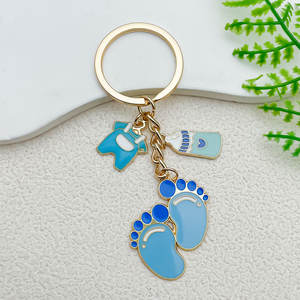 Llavero de celebración de recién nacido para mujer, con dije de huella de metal, colgante de moda para bolso, accesorios de regalo de joyería para baby shower - Product Image 3