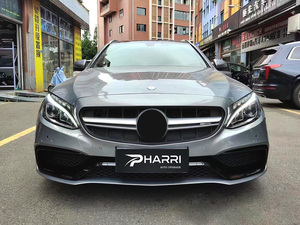 Kit de carrosserie pour <span class=keywords><strong>Mercedes</strong></span>-Benz Classe C W205 2015-2018, mise à niveau vers C63 <span class=keywords><strong>AMG</strong></span> avec pare-chocs avant et arrière, calandre, capot et jupes latérales - Product Image 2