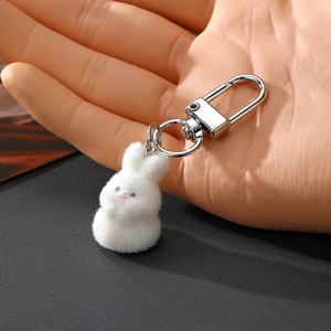 Porte-clés, sacs, pendentifs, accessoires, cadeaux, porte-clés en résine floquée transfrontalière, animaux mignons, <span class=keywords><strong>petits</strong></span> lapins faits à la main - Product Image 3