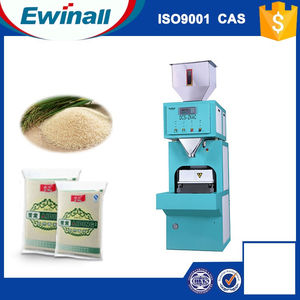 Machine d'emballage <span class=keywords><strong>sous</strong></span> <span class=keywords><strong>vide</strong></span> semi-automatique électrique Ewinall DCS-ZKAC à économie d'énergie pour riz, haricots et produits chimiques - 2kg-5kg, format oreiller - Product Image 4