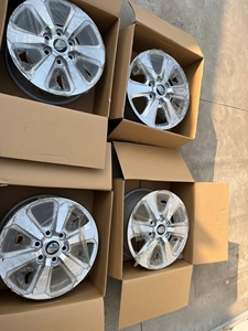 <span class=keywords><strong>ขอบ</strong></span>ล้ออัลลอย<span class=keywords><strong>18</strong></span>นิ้วแบบดั้งเดิมสำหรับ Land Cruiser/Prado Tacoma Cruiser Fortuner SW4 LC300 - Product Image 4