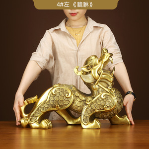 Figura de Pixiu de bronce, 2 uds., adorno de escritorio Feng Shui, decoración de estilo chino para el hogar y la oficina, regalo de bestia auspiciosa - Product Image 4