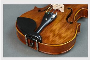 Violín de Alto Rendimiento Hecho a Mano de Estilo Italiano, Personalizado por Fábrica Mayorista OEM, Logotipo Personalizado para Marcas de Instrumentos Musicales - Product Image 3