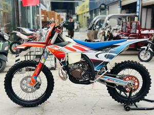 Motocicleta Todoterreno Hengjian S7 Z300 de Dos Tiempos, Refrigerada por Agua, 300cc, 42.6kW/8500rpm, 52N.m/7000rpm, 120kg, 80km/h - Product Image 4