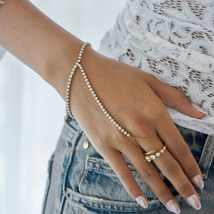 Pulsera de Cristal para Mujer, Chapada en Oro de 18K, Acero Inoxidable, Cadena con Circonitas Blancas, Uso Diario - Product Image 3