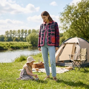 Veste matelassée courte personnalisée à imprimé floral bohème, nouvelle collection, pour femmes européennes, décontractée, automne-hiver, vente en gros - Product Image 3