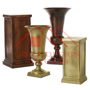 Hand Maed eHammered Diseño Antiguo Finihsed Table Top Metal Florero - Product Image 5