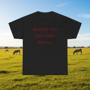 Maglietta con stampa 'Donkey Are Just Little Horse', Maglietta Meme Divertente, Maglietta Cringe, Maglietta Inadatta, Magliette Stupidhe che fanno scherzi audaci - Product Image 3