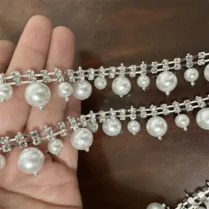 Kristal beyaz Rhinestone boncuklu Trim Rhinestone aplike gelin dikmek düğün elbisesi DIY zanaat