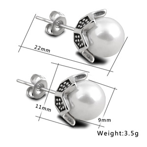 ต่างหูมุกสแตนเลส 304 ดีไซน์ทรงเรขาคณิตสีขาว ใส่ได้ทุกวัน - Product Image 5
