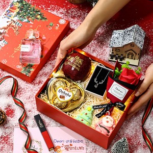 Juego de Regalo Corporativo Navideño de Papel Moderno con Impresión Tipográfica Personalizada de Lujo Persol, Regalo para Empresas de Mujeres Empresarias - Product Image 4