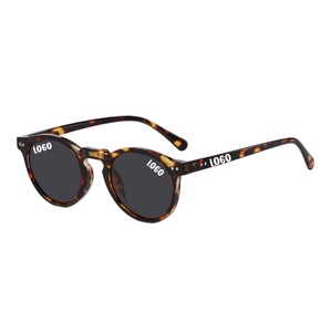 Lunettes de soleil classiques légères, style rétro, monture noire intégrale, verres polarisés UV400, matériau TAC, protection solaire - Product Image 1