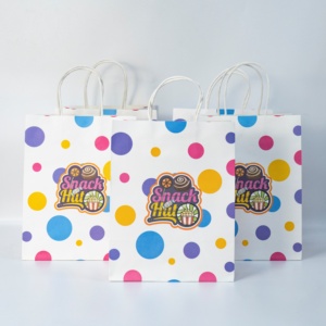 Sac en papier kraft brun avec poignées, personnalisé avec logo, recyclé, pour la vente à emporter de nourriture, les courses et l'emballage alimentaire des restaurants - Product Image 5