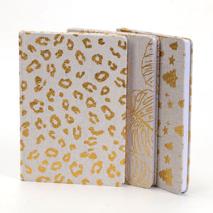 Ensemble de carnets en lin à motifs dorés en promotion, avec motifs léopard, tropical et étoiles, pour les notes quotidiennes et l'utilisation au bureau - Product Image 2