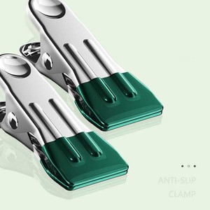 Séchoir à vêtements multi-clips en acier inoxydable DS4231 cintres en métal avec clips cintres pour jupe pantalon organisateur de legging pour placard - Product Image 5