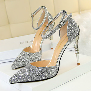 Chaussures élégantes pour femmes OEM personnalisées à bout pointu, talons hauts à paillettes pour soirées en boîte de nuit - Product Image 4