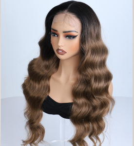 Perruque ondulée en cheveux humains vierges brésiliens de couleur naturelle, non traités, vente en gros de cheveux humains, sans colle, perruque en dentelle de couleur naturelle - Product Image 1