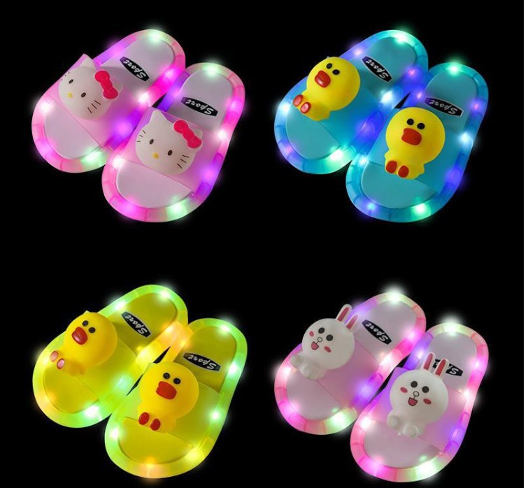 Новинка; Милые детские тапочки с рисунком; Домашние тапочки с подсветкой для маленьких мальчиков и девочек; Модные летние тапочки с мягкой подошвой