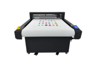 Fraise numérique à plat à alimentation automatique pour servo-moteur DTF Signmaking avec logiciel Signmaster