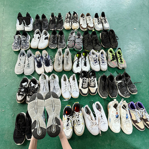 Baskets de sport pour hommes de marque chinoise, grandes tailles, style course sur piste et basketball, utilisées par les couples - Product Image 3