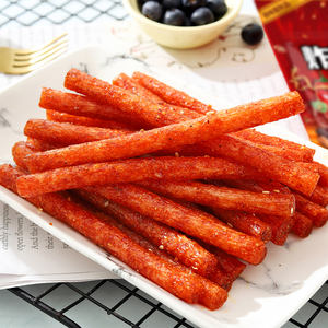 OEM Vente en gros Marque privée personnalisée Snacks Latiao traditionnels chinois épicés, en forme de bandes de gluten exotiques, en sachet, à base de céréales - Product Image 4