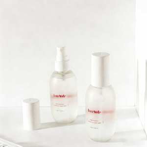 Bruma Reparadora de Hidratación LouAude para Piel Sensible, Alivio del Enrojecimiento, Bruma Facial Calmante de Uso Diario, Bruma Hidratante - Product Image 1