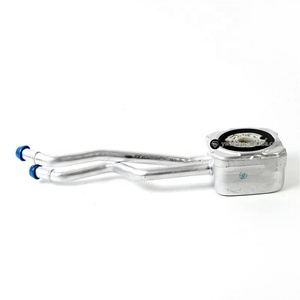 Radiatore Olio Motore per VW Bora SEAT Leon SKODA Octavia 036117021G, Sistema di Raffreddamento di Alta Qualità, Radiatore Olio in Alluminio - Product Image 2