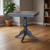 Table à manger carrée en bois rustique avec base en piédestal, finition antique, design stable, meubles pour la maison