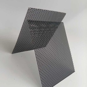 Cấp thực phẩm <span class=keywords><strong>SS</strong></span> 304 <span class=keywords><strong>316</strong></span> đen lưới thép không gỉ đường kính 0.9mm 12*12 Lưới Cửa Sổ mái chống trộm lưới màn hình an ninh - Product Image 4