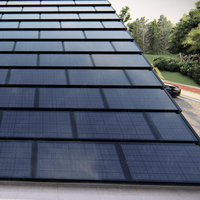Tuiles solaires BIPV personnalisables, tuiles de toiture en métal revêtues de pierre à surface lisse, bardeaux de toiture en métal revêtus de pierre