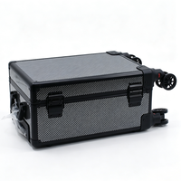 Valise trolley en aluminium noir carbone avec roulettes, poignée télescopique, serrure TSA et 4 compartiments, étui à cartes en aluminium pour 100 plaques