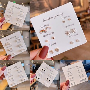Juego de Aretes Semanal de Bisutería de Moda, 6 Pares de Aretes de Corazón con Perlas de Aleación, Estilo Coreano para Mujer - Product Image 1