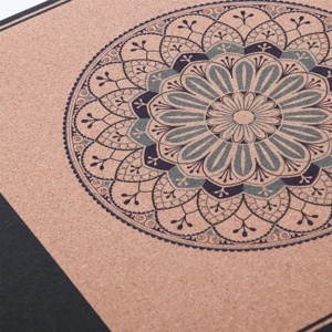 Alfombrilla de Yoga y Pilates de Corcho y TPE Antideslizante de 6 mm de Grosor, Ecológica, con Logotipo Personalizado al por Mayor, 183x61 cm, Plegable, con Bolsa de Transporte - Product Image 4