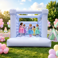Château gonflable commercial bleu pastel pour mariage, structure gonflable pour enfants et location de fêtes