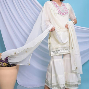 ชุดสูท Sharara ปักลายสีชมพูหรูหราพร้อมตาข่ายดูฮัตตาที่นุ่มเหมาะสำหรับเทศกาลและนอกสถานที่ที่มีสไตล์ - Product Image 1