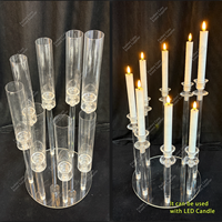 Candélabre de table en acrylique transparent à 8 bras, bas et court, avec porte-bougie et abat-jour hurricane