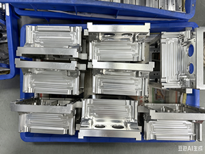 Servicio de Mecanizado CNC de Precisión Personalizado en Fábrica con Certificación ISO9001, Piezas de Aluminio y Acero Inoxidable, Fresado, Torneado y Perforación Personalizados - Product Image 5