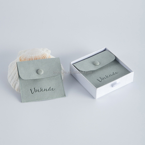 Elegante Bolsa de Regalo para Joyería de Microfibra Estilo Sobre con Botón, Bolsa para Joyas al por Mayor - Product Image 1