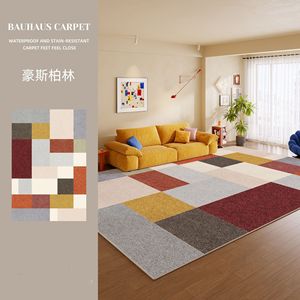 Tapis Bauhaus géométrique abstrait rectangulaire en velours cristal imperméable pour salon - Product Image 5