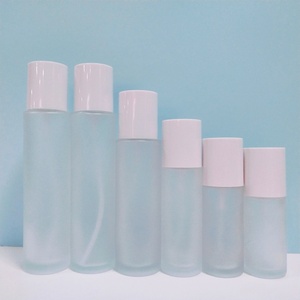 ขวดแก้วใสทรงกลมขนาด 200 มล. สำหรับบรรจุภัณฑ์ผลิตภัณฑ์ดูแลผิวหน้า ขวดโทนเนอร์แบบขุ่นพร้อมจุกปิดด้านใน - Product Image 1