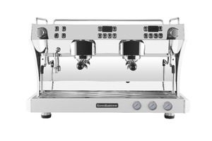 Cafetera Espresso G3120E, Cafetera Cappuccino Semiautomática, Sistema de Preparación Comercial de Plástico con Triple Caldera, 4200W - Product Image 3