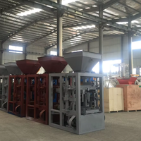 Machine à fabriquer des blocs de béton QT4-24, machine à fabriquer des pavés creux, des bordures et des briques, moules personnalisables pour les projets de construction en Afrique