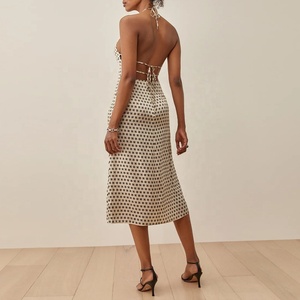 Vestido de noche ajustado con espalda descubierta para mujer, estampado de seda - Product Image 2