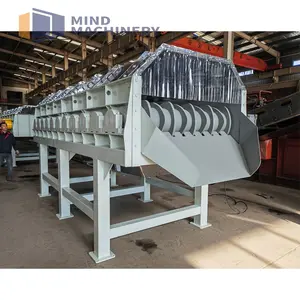 Roller screen for wet sticky bulk material mining