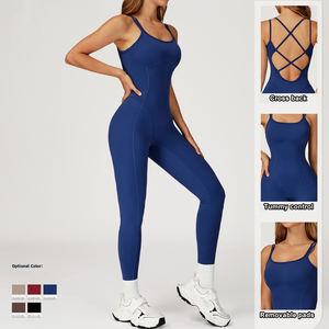 Combinaison de yoga sans couture pour femme, dos croisé, taille haute, effet froncé aux fesses, une pièce, pour gym et fitness, logo personnalisé OEM - Product Image 2