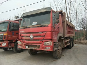 HOWO รถบรรทุก380 12ล้อรถบรรทุกใช้แล้ว25ตัน8x4จากประเทศจีน - Product Image 4