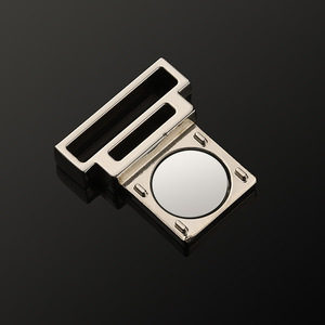 Hebilla Metálica Q179 20 de Seguridad de Aleación de Zinc para Bolsos y Mochilas, Colección Primavera 2022 - Product Image 2