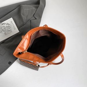 Nuevo Bolso Tote de Hombro para Mujer, Gran Capacidad, con Cierre de Cremallera, Versátil para el Otoño y para Ir al Trabajo - Product Image 6